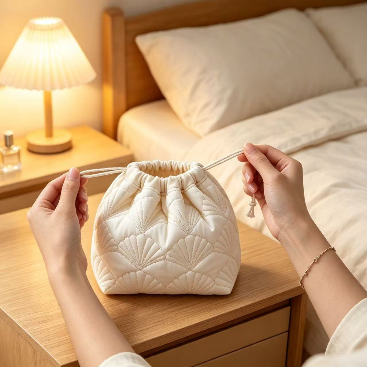 Cross-Border Hot-Selling Cosmetic Bag, Large-Capacity Polyester Drawstring Bag, Portable Drawstring Bag, Ins Travel Cosmetics Storage Bag - image 2