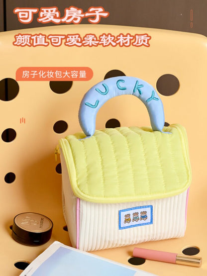 Cute Little House-Shaped Makeup Bag for Women, Large Capacity, Three-Dimensional Gift Bag, Portable Gift Bag, Toiletries Partitioned Storage Bag - image 2