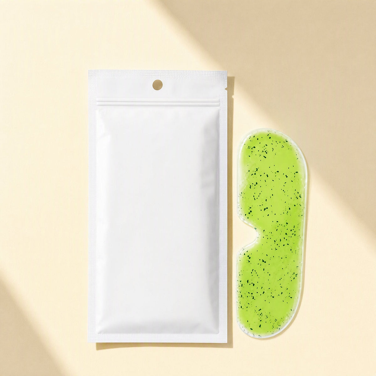 Lutein hydrogel eye patches made with plant extracts