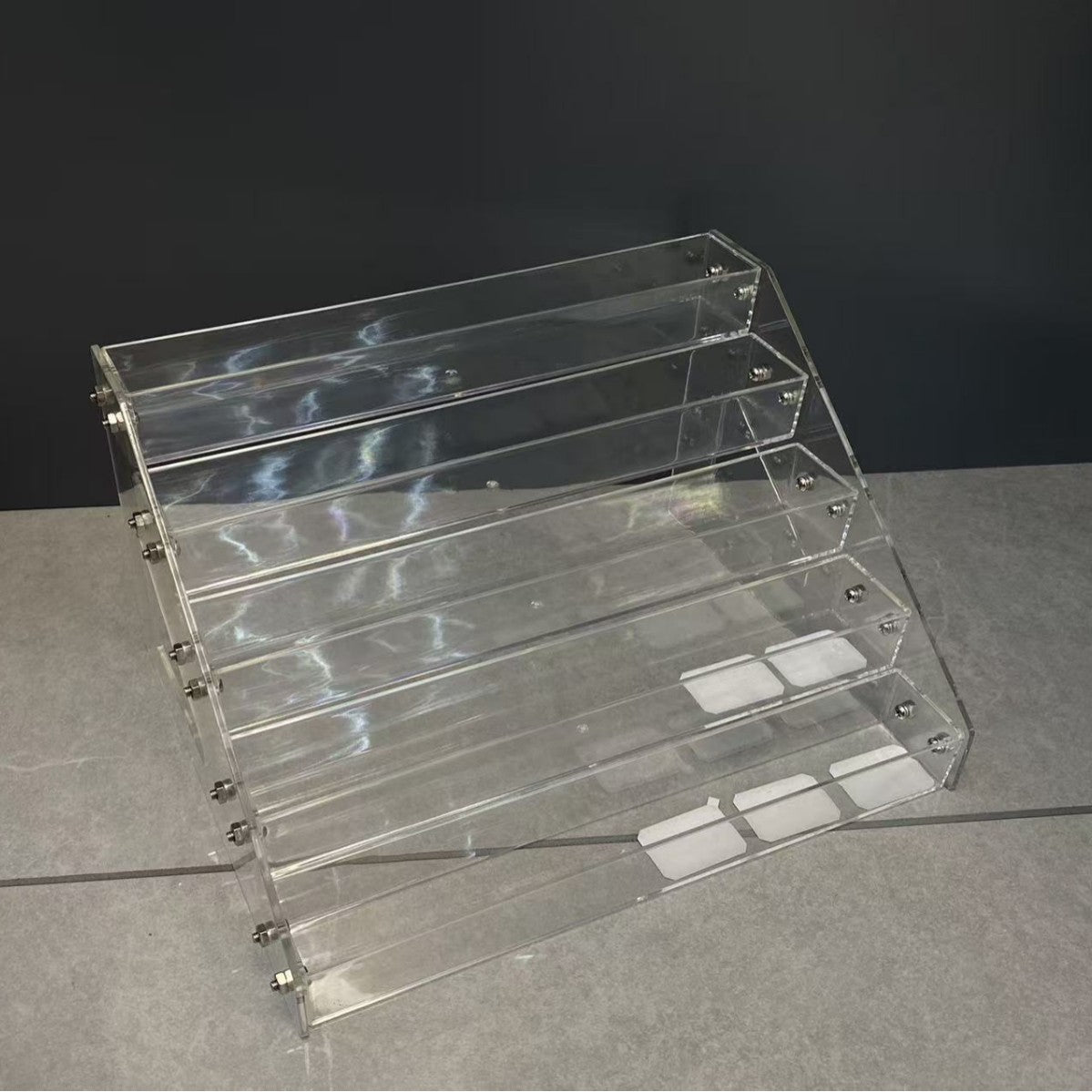 New acrylic nail polish storage rack is now available, with 3-7 layers for makeup storage - image 2