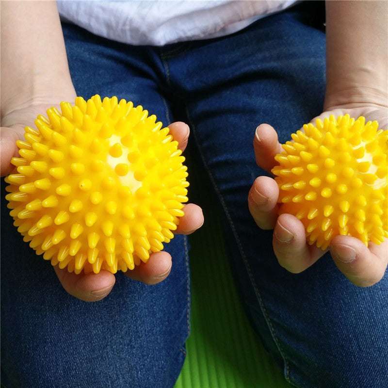 7.5cm9.5cmPVC pricking ball massage acupoint grip ball pointed nail fascia yoga ball fitness ball hedgehog ball - image 2