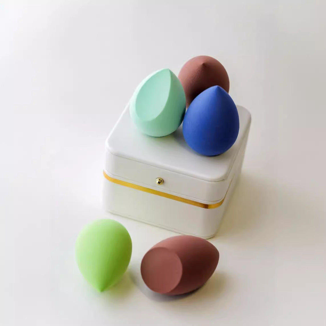 Factory Wholesale High-Quality Large Foreign Trade A-Grade Powder Puff Set, Non-Absorbent Water Drop-Shaped Olive-Cut Beauty Sponge - image 1