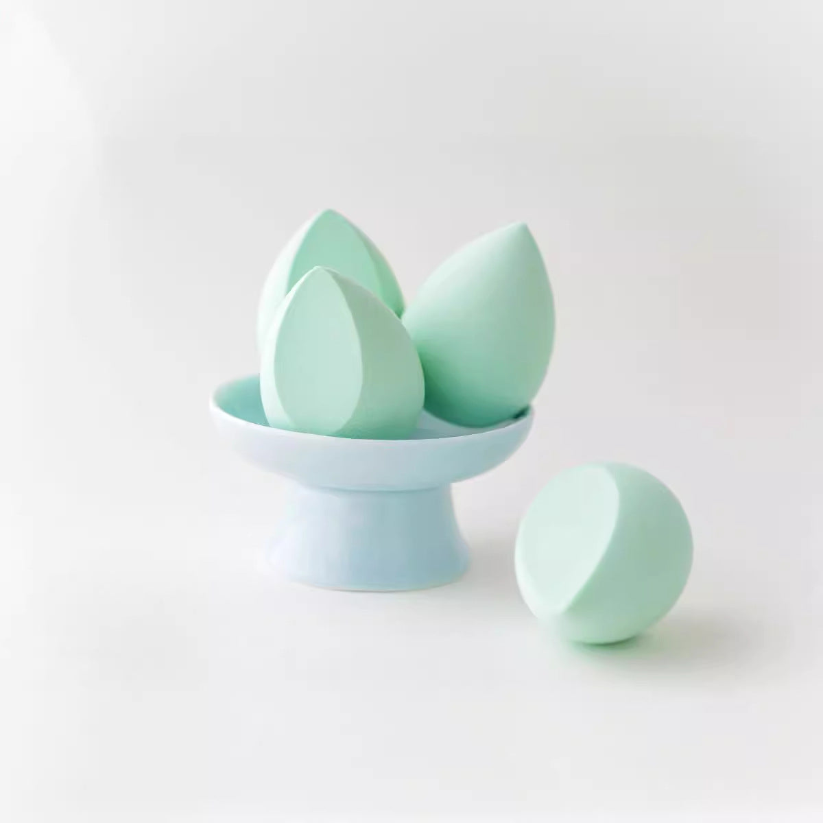 Factory Wholesale High-Quality Large Foreign Trade A-Grade Powder Puff Set, Non-Absorbent Water Drop-Shaped Olive-Cut Beauty Sponge - image 2