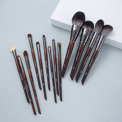Cangzhou's New Wood Color 13 Wooden Handle Makeup Brush Set Loose Powder Brush Blush Foundation Concealer Eye Shadow Contour Brush - image 2