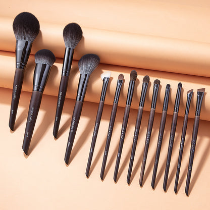 Cangzhou's New Wood Color 13 Wooden Handle Makeup Brush Set Loose Powder Brush Blush Foundation Concealer Eye Shadow Contour Brush - image 4